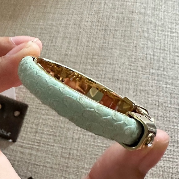 Henri Bendel Gold Chain Bracelet Snake Embossed leather Bracelet cuff bracelet - Picture 10 of 14